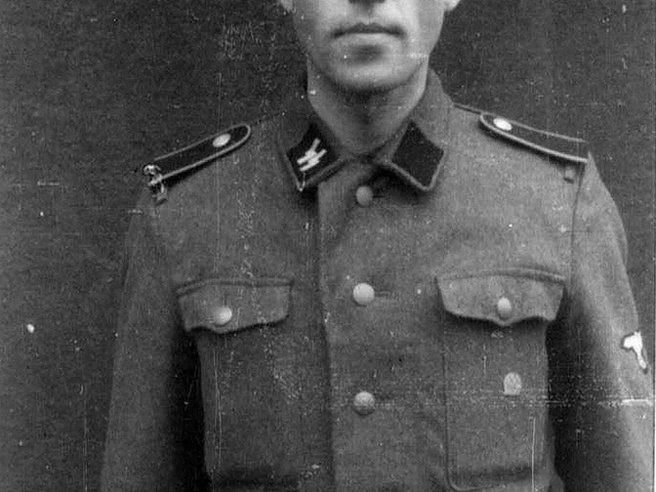 KB Hildebrand 005 (2584 visits) KB Hildebrand 005
