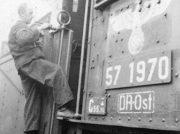 KB Ege 010 (2770 visits) KB Ege 010