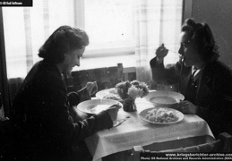 KB Hoffmann 044 (2451 visits) KB Hoffmann 044